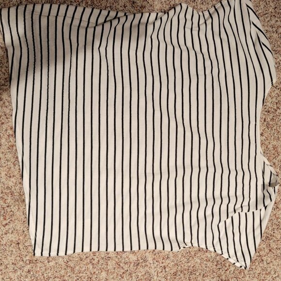 Max Studio Sleeveless Tee Blouse Top Women’s L White Black Striped Tied - Picture 6 of 6